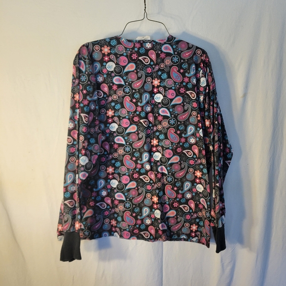 Uniform Advantage Scrub top Size Medium item #1637 - Picture 2 of 2